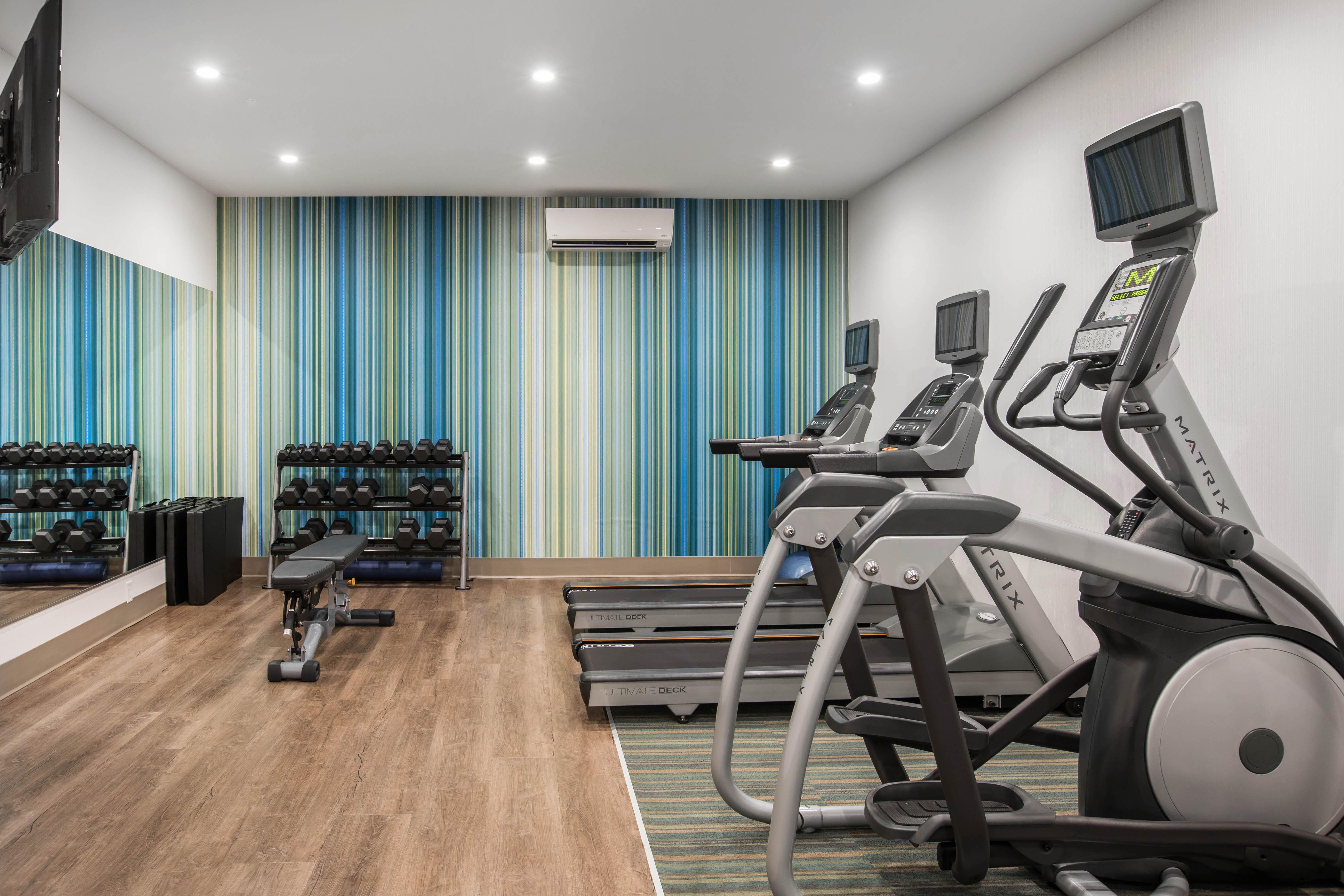 Holiday Inn Express & Suites Ludington By Ihg Екстериор снимка
